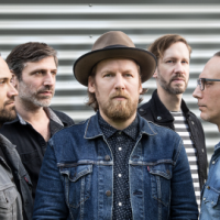 <small>Kesselhaus Summer Stage</small><br><small><small>mit Kensington Road, Careless Cats & Paul von Pauls Jets, DJ Clarice<br><small><small>Moderation: Christoph Schrag (Radio Fritz)</small></small>
